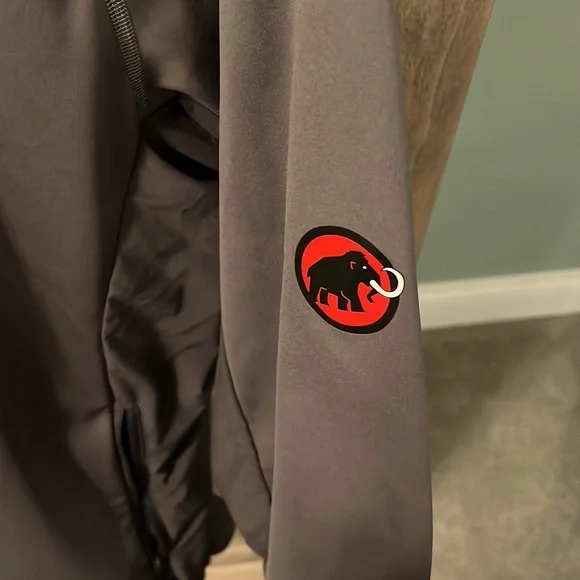 Mammoth Lemaw wind breaker jacket - Picture 3 of 4